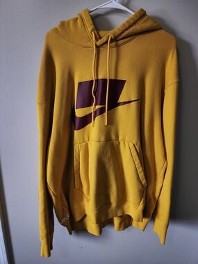 Nike Hoodie Mustard Yellow Burgundy Big Swoosh Pullover Hoodie – Men’s XL